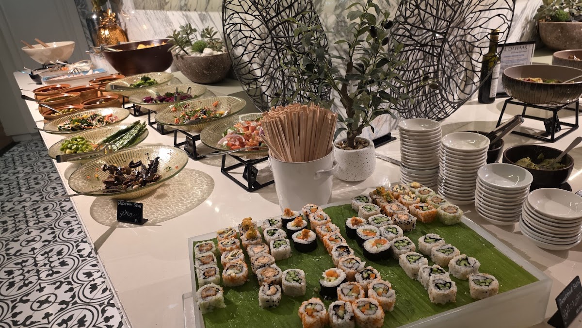 Al Dawaar - Revolving Brunch - photo 3