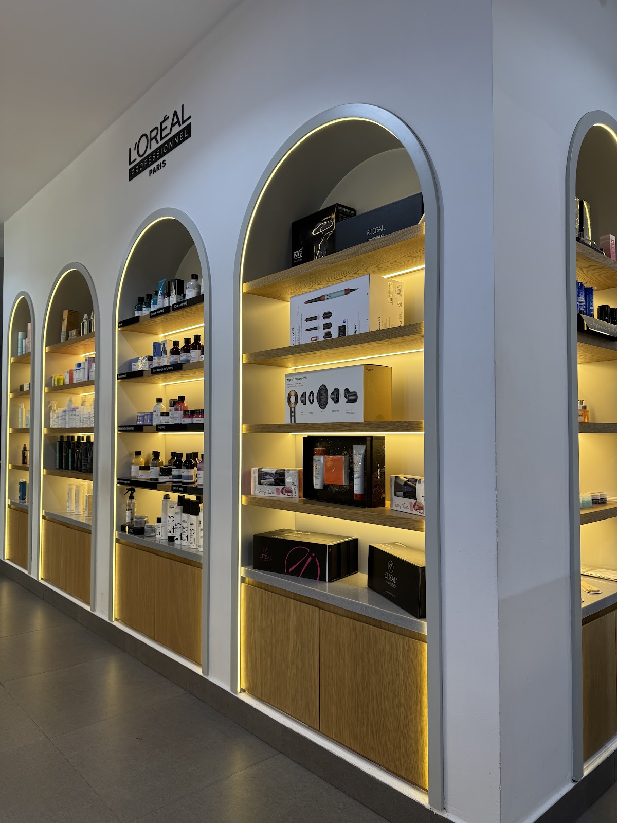 Pastels Salon - photo 5