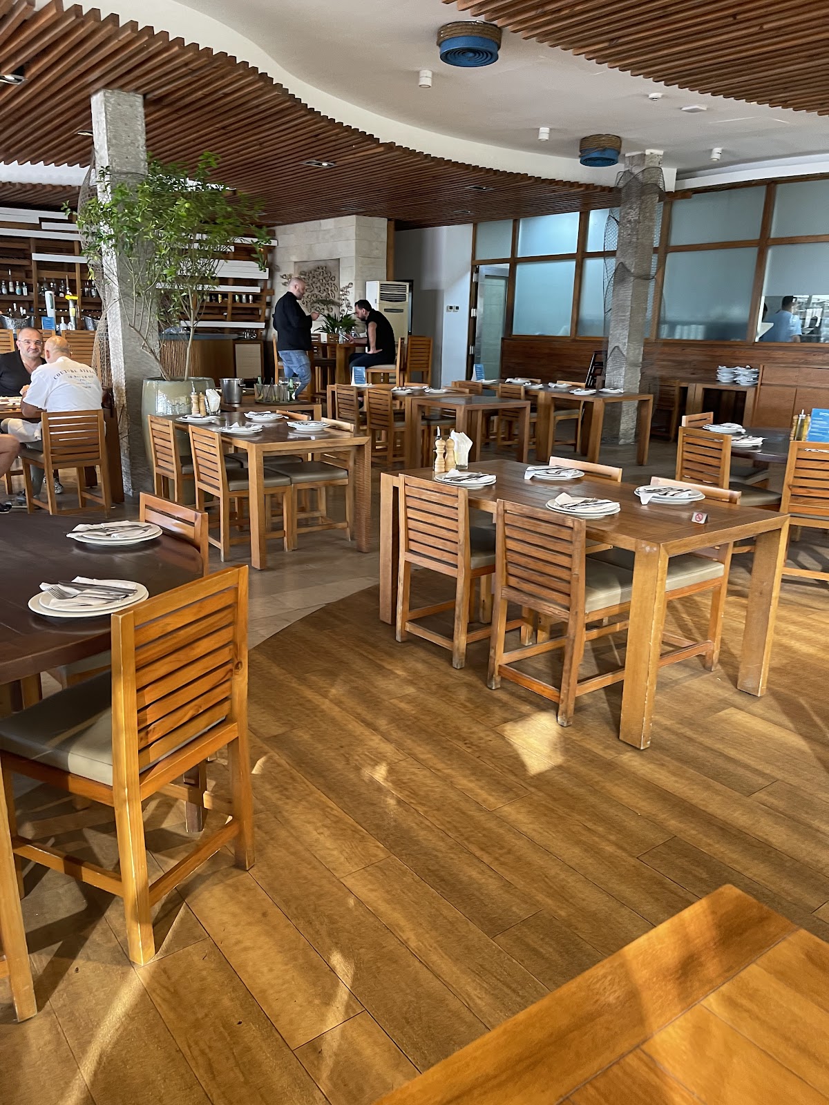 Flooka Friday Seafood Brunch - photo 4