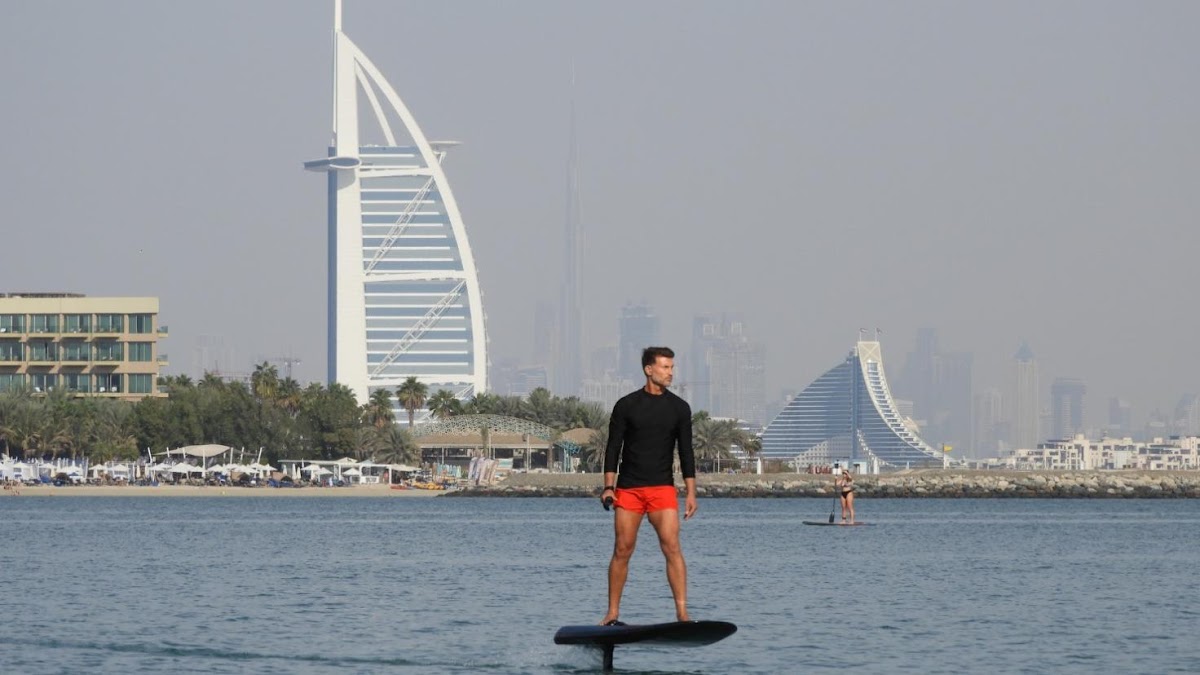 Kayak Around the Palm Jumeirah