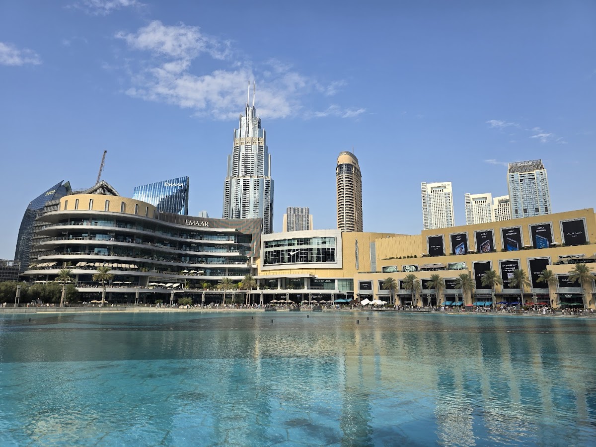 Dubai Fountain Show - photo 4