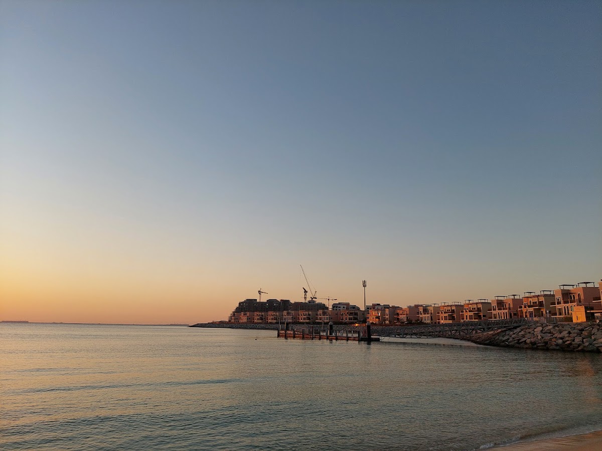 Jumeirah Beach (La Mer Public Beach) - photo 2