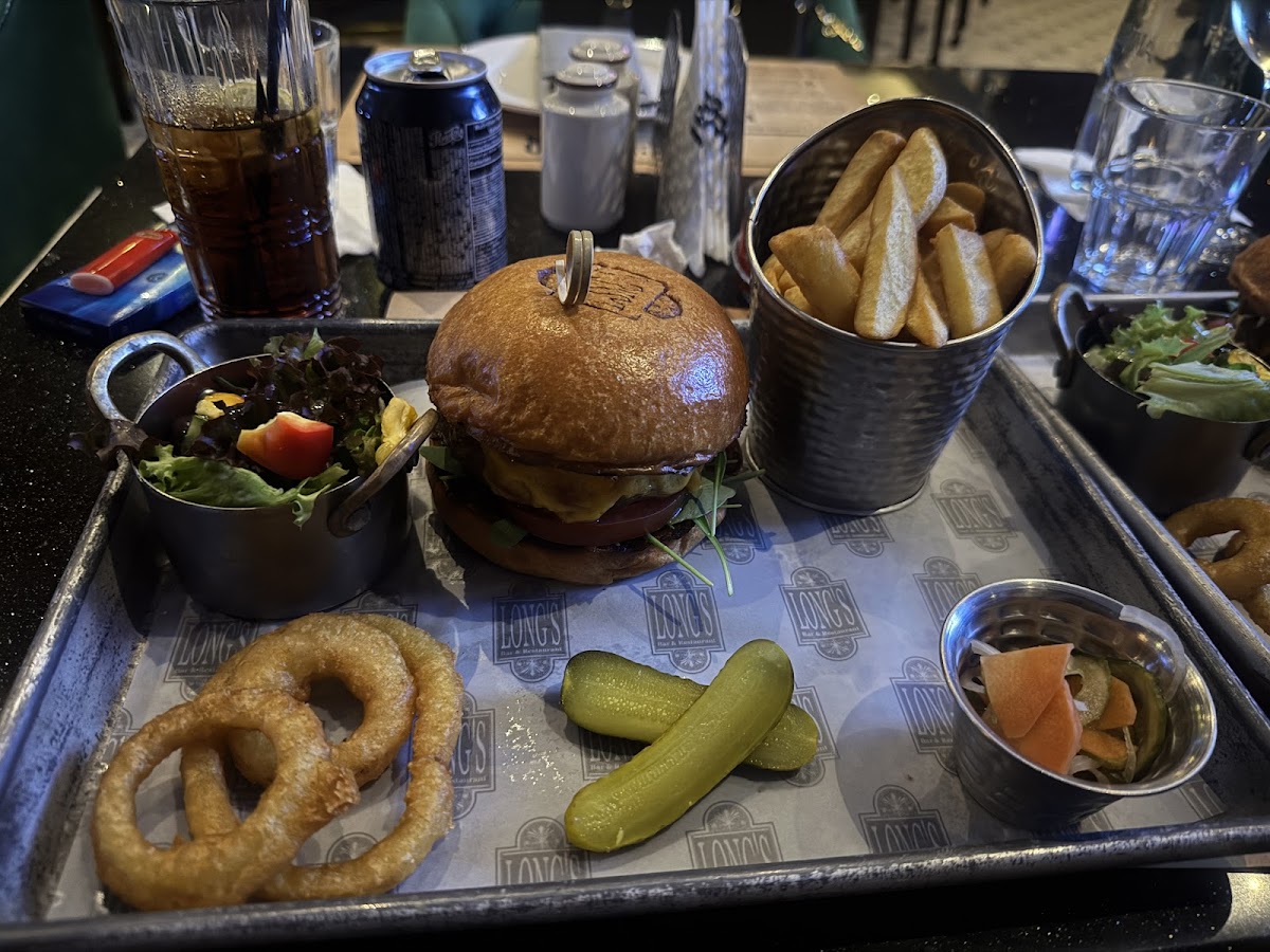 Long's Bar - photo 4