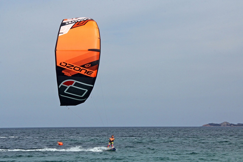 Kite Surfing - KiteSurf Dubai - photo 4
