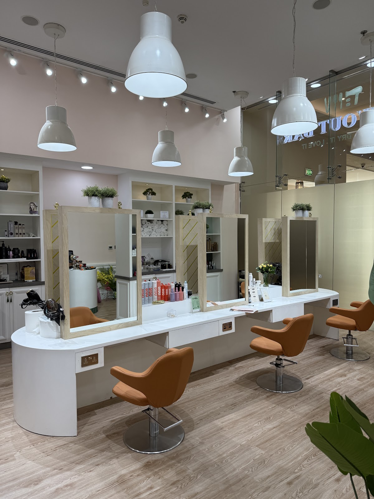 The Blow Dry Bar - photo 3