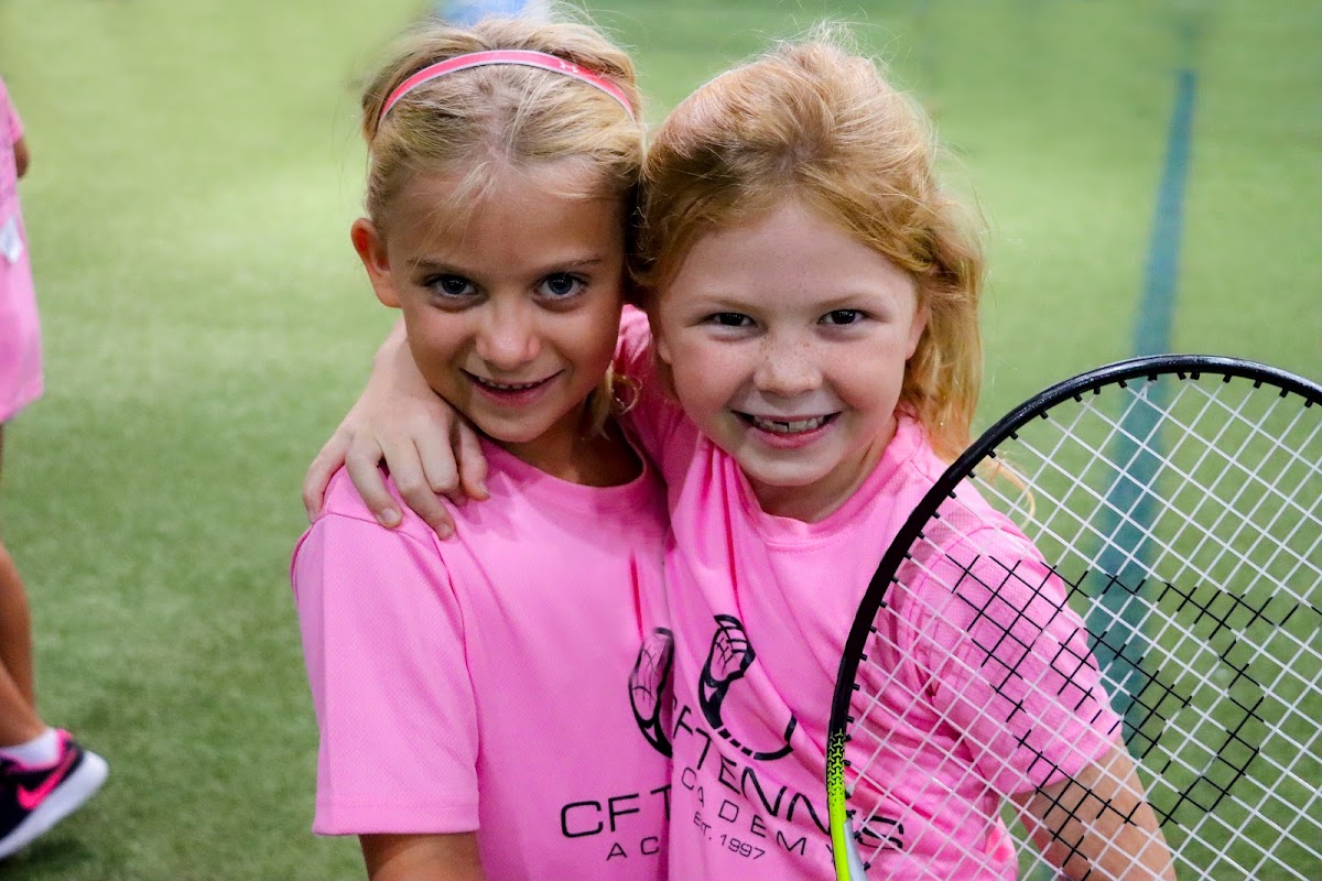 Dubai Racquet Club - Tennis