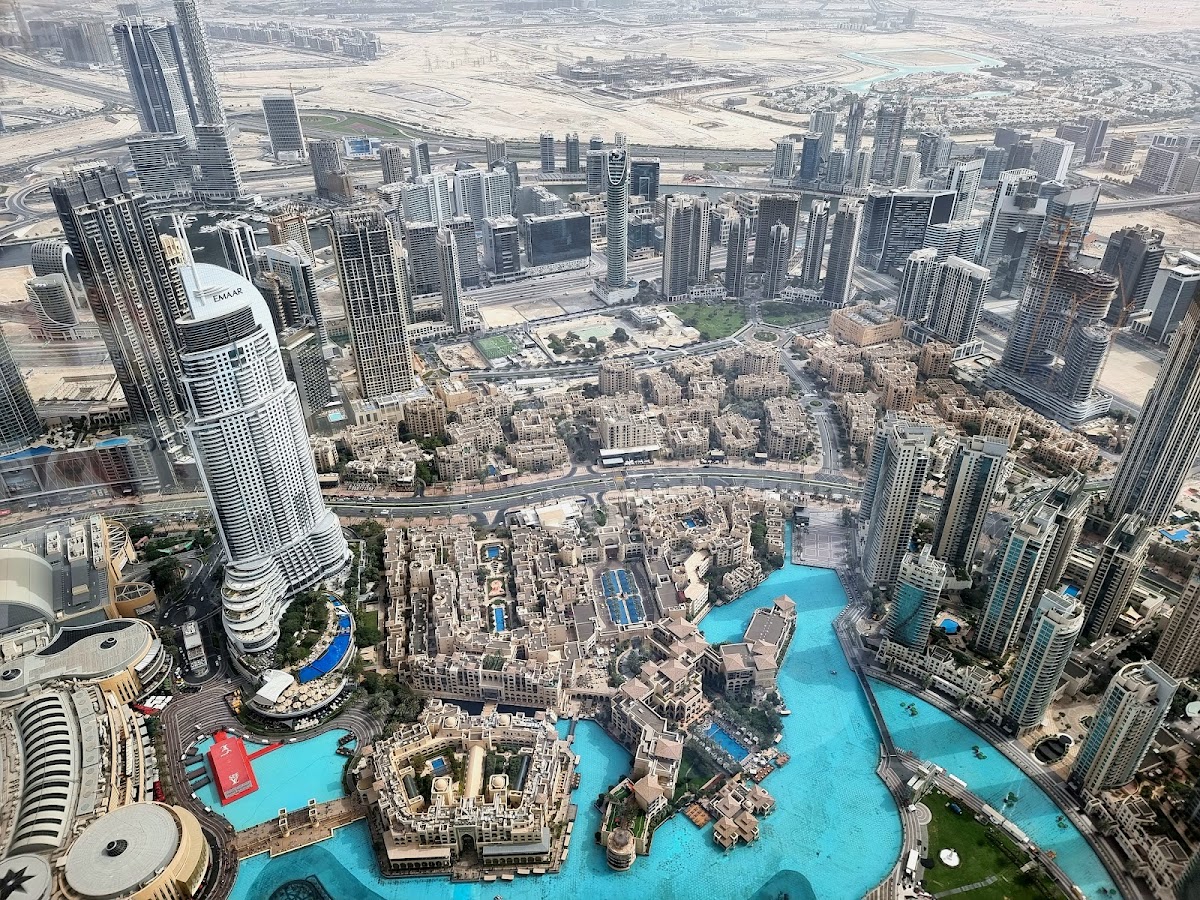 Burj Khalifa - Free Exterior Viewing