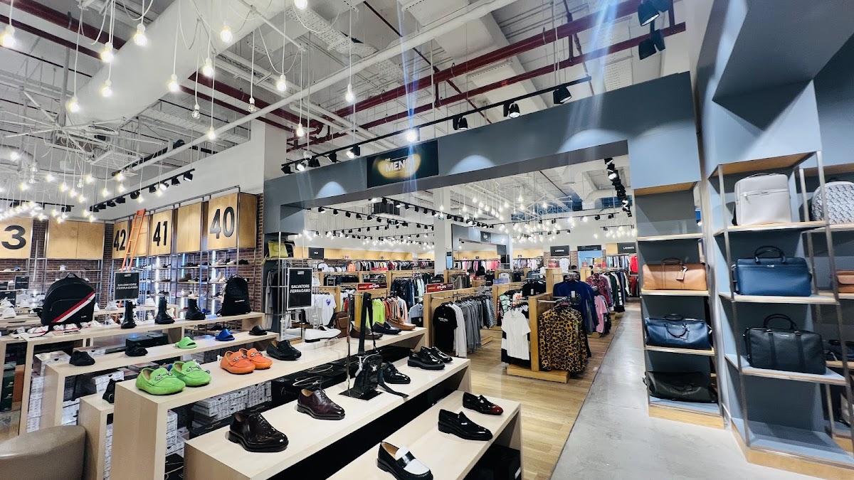 The Outlet Village - Designer Discount - photo 5